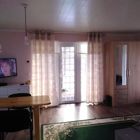 Creek Lodge *