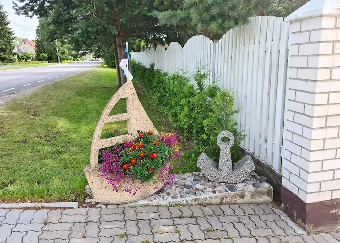 Creek بيت خشبي